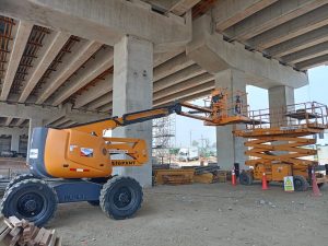 Plataforma articulada Hualotte en bypass Las Torres